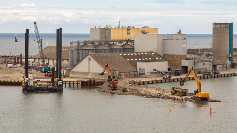 Temporary fuel transfer pipeline for continuous, reliable military field operations