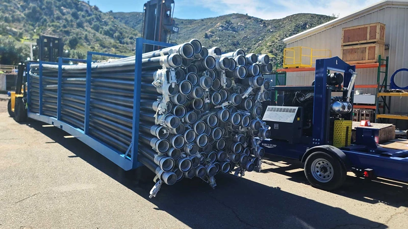 Fuel hose couplings with bonding wires for secure transfer