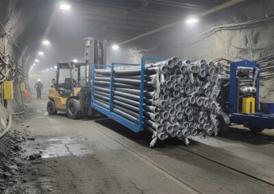 HDPE dredging pipe and hose system used for abrasive slurry transfer in mining and marine environments